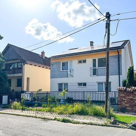 Zen House Bed & Breakfast Hajdúszoboszló Екстериор снимка