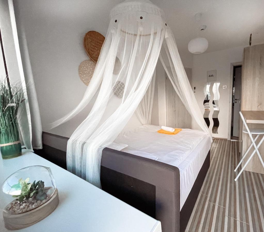 Zen House Bed & Breakfast Hajdúszoboszló Екстериор снимка